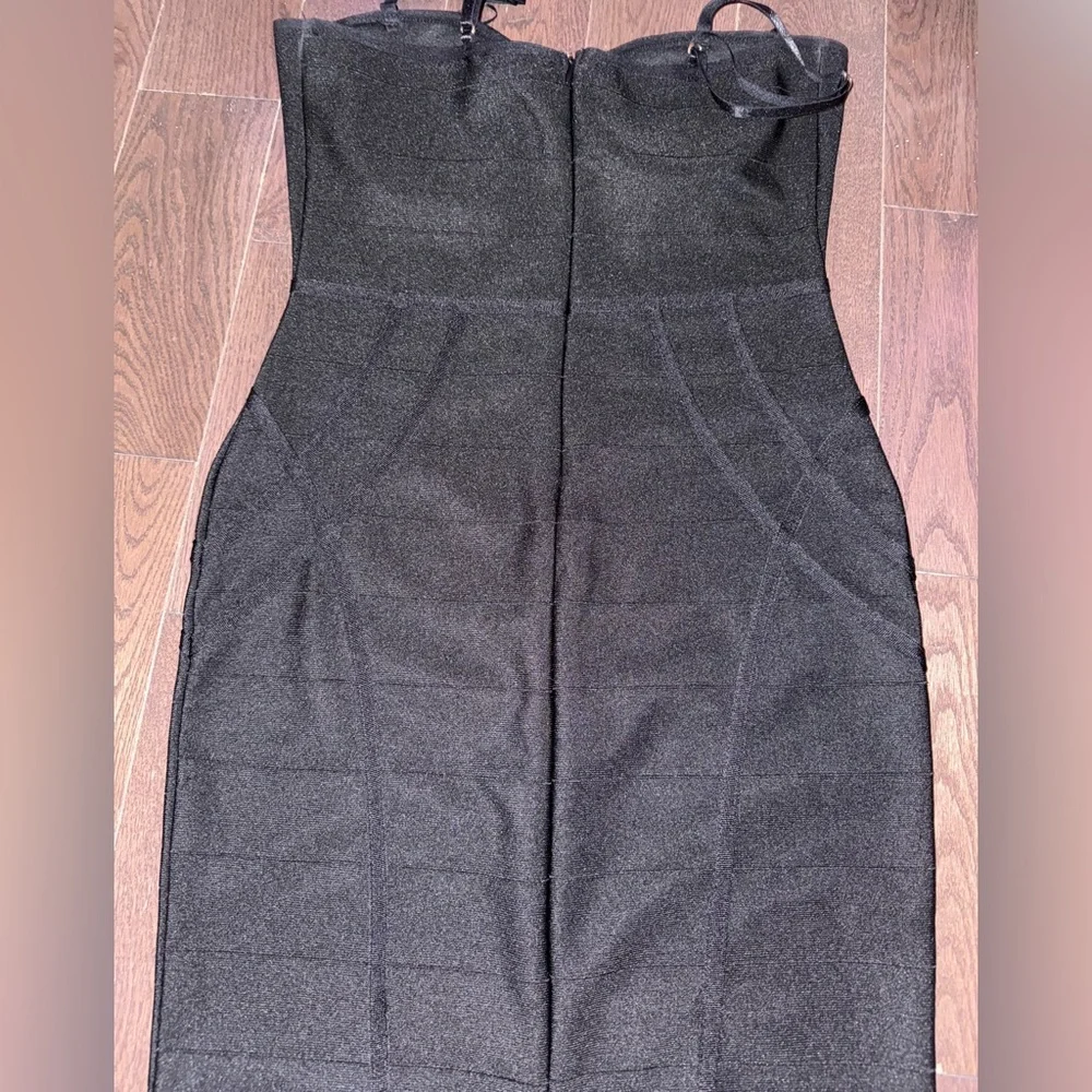 Haute Monde Classic Black Dress - Picture 2 of 3